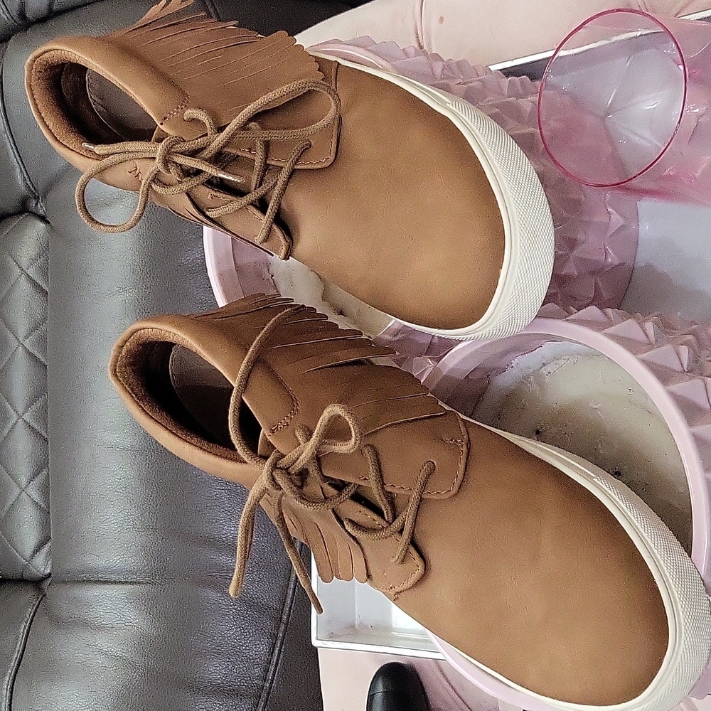 Camel brown fringed Forever 21 Men's sneakers